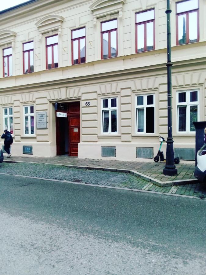 Penzion nad Bankou Kosice Bagian luar foto