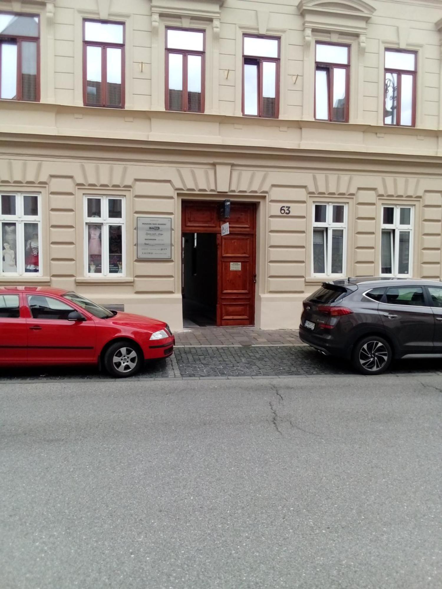 Penzion nad Bankou Kosice Bagian luar foto